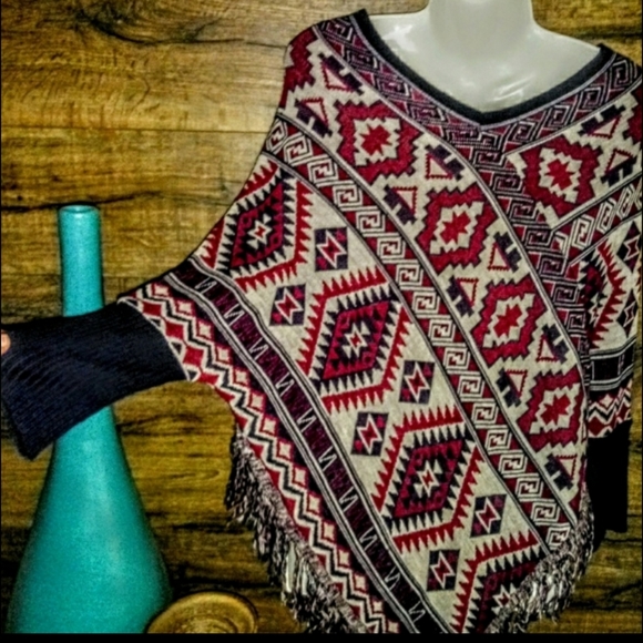 Say What Top Size S Aztec Waterfall Dolman NWOT - Picture 2 of 11